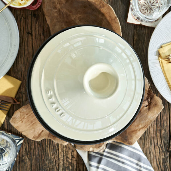 Staub Tajine - сад за готвење, 28 см - слика 2