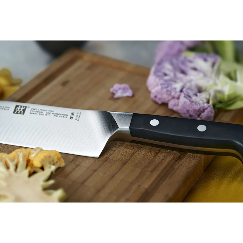Zwilling Pro, Chef's knife - нож (20 см) - слика 3